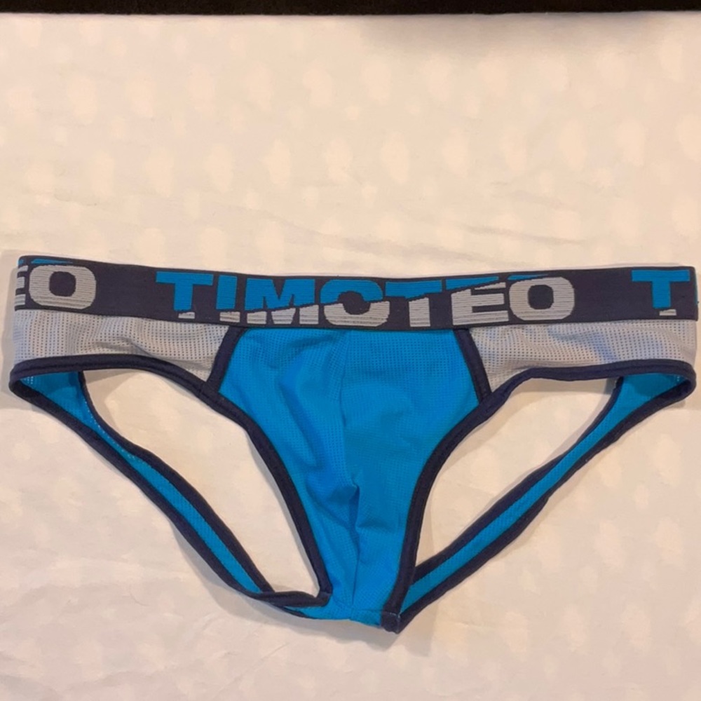 Timoteo “Shockwave” Jockbrief (L)